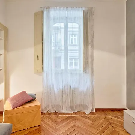 Lovely Flat Cit